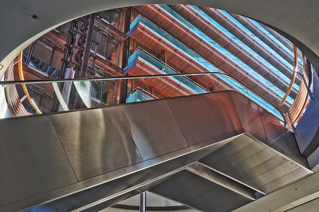 Dajte šancu skleneným materiálom